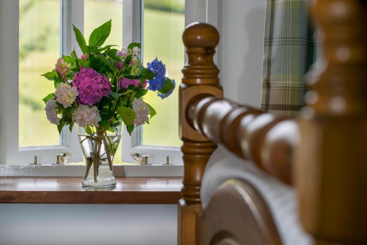 The Marton Arms Hotel Ingleton  Ngoại thất bức ảnh