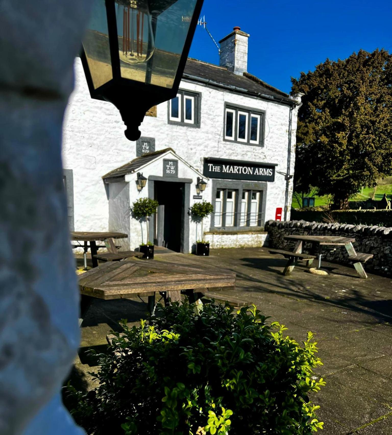 The Marton Arms Hotel Ingleton  Ngoại thất bức ảnh